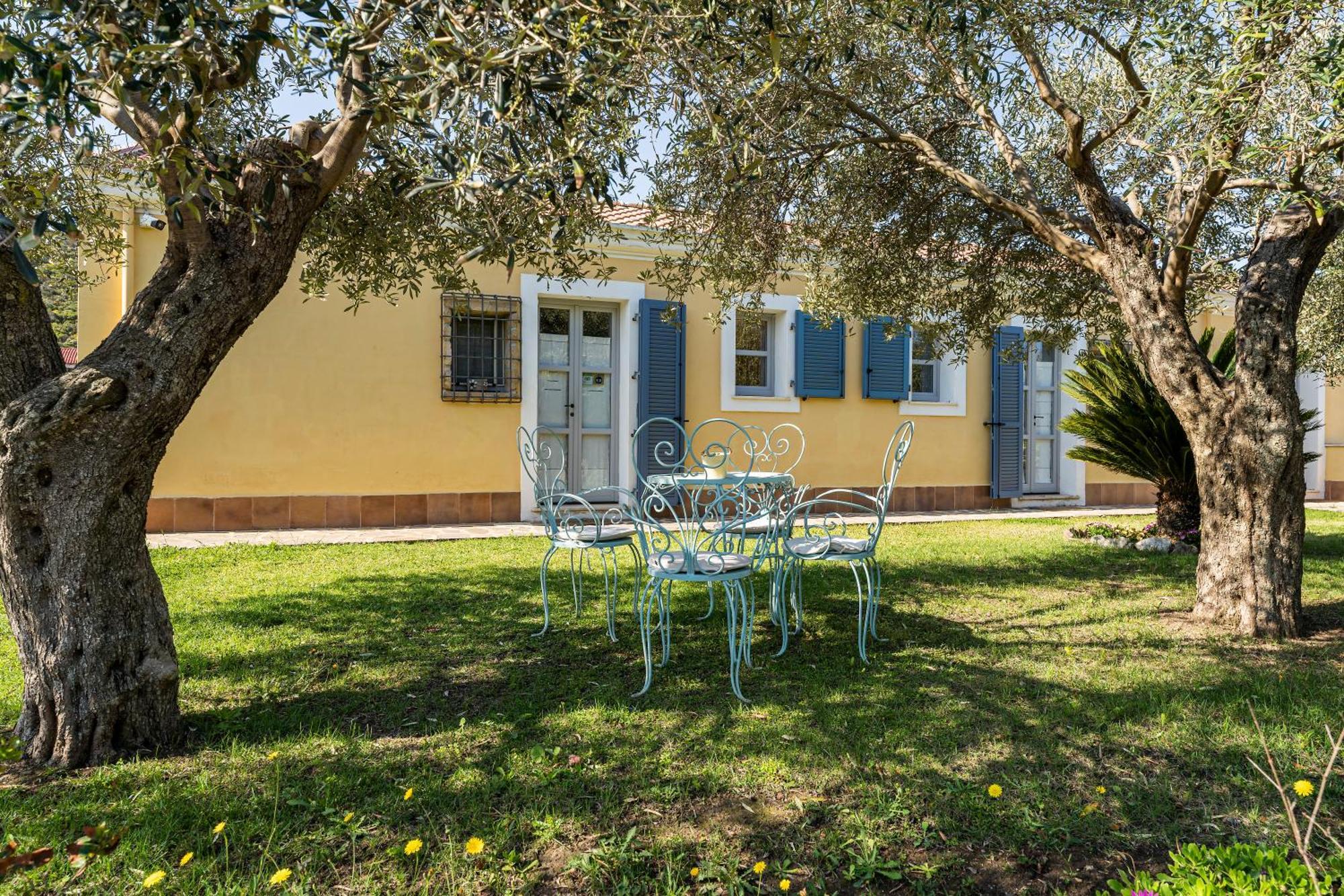 B&B Calata Di Soli Miniera dellʼArgentiera Exterior foto